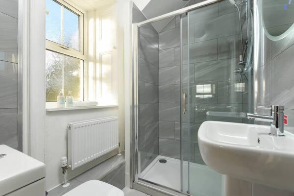 Strathardle Lodge Kirkmichael  المظهر الخارجي الصورة